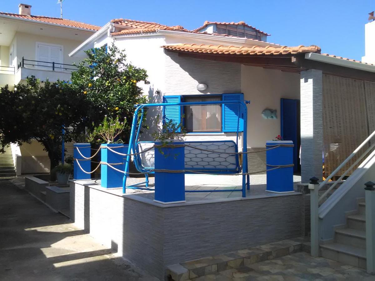 Papadogiannopoulos House Aigio Exteriör bild